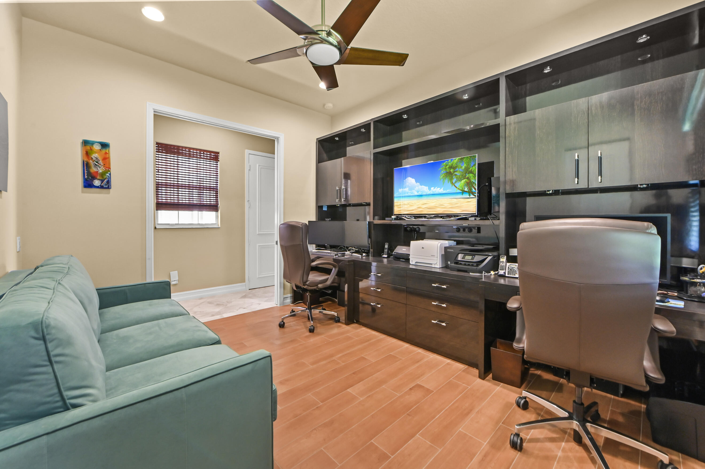 10540 Whitewind Circle Property Photo 28