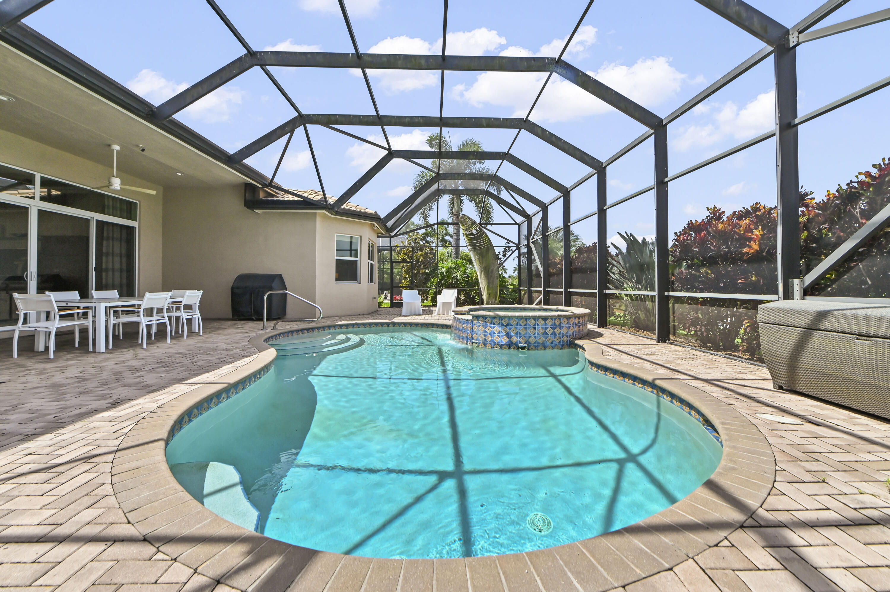 10540 Whitewind Circle Property Photo 35