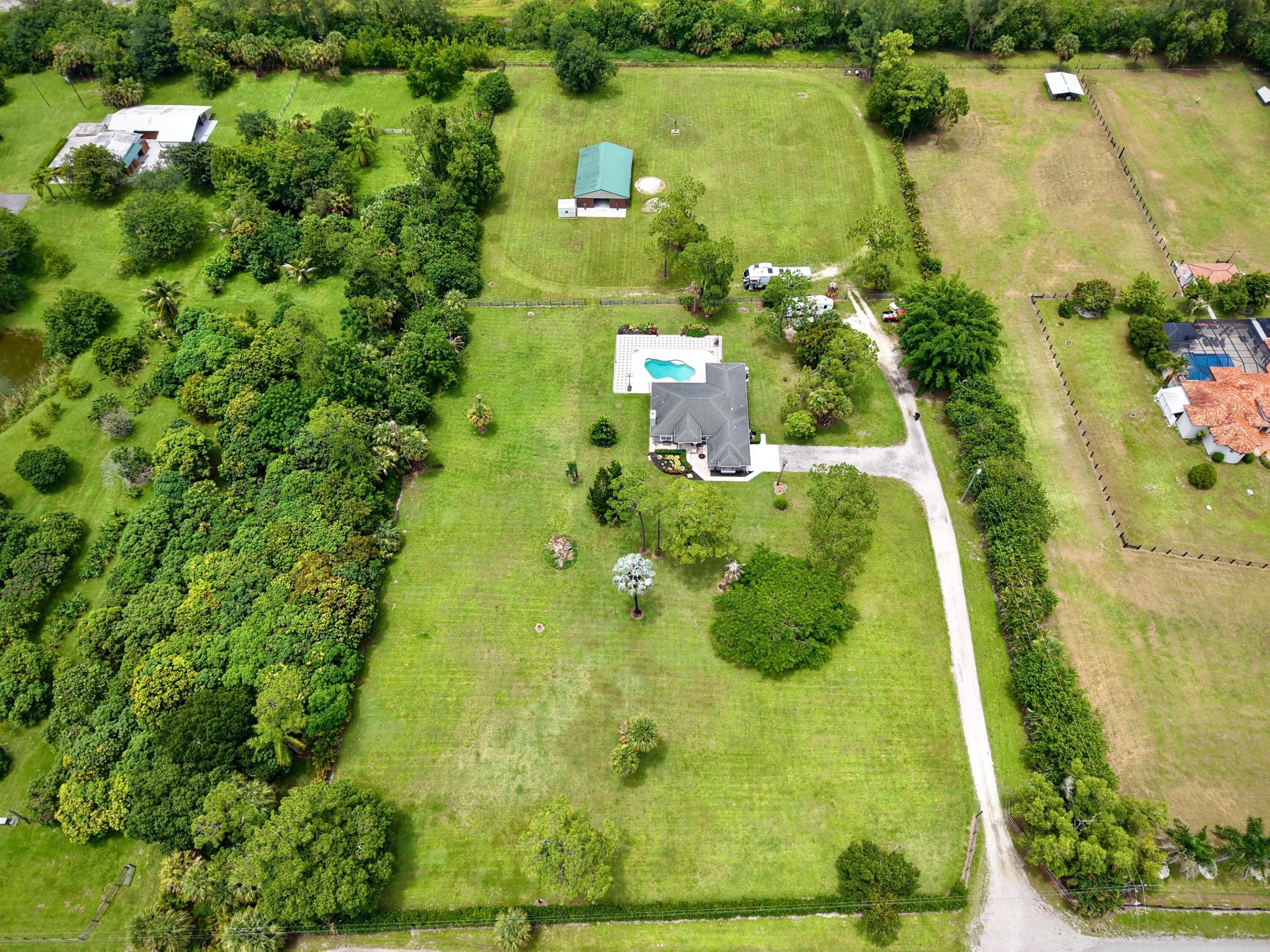 14279 43rd Road N Property Photo 2
