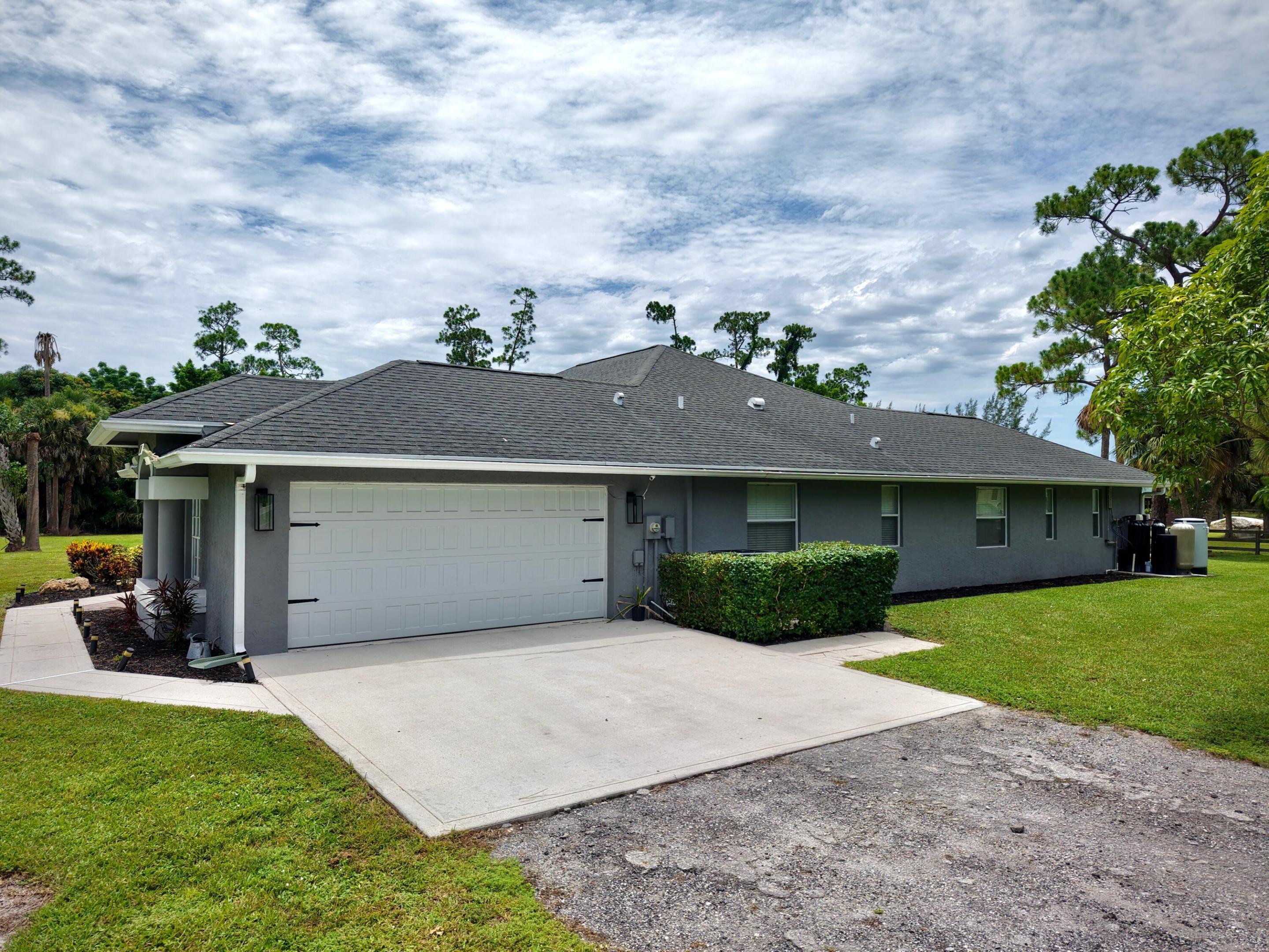 14279 43rd Road N Property Photo 7