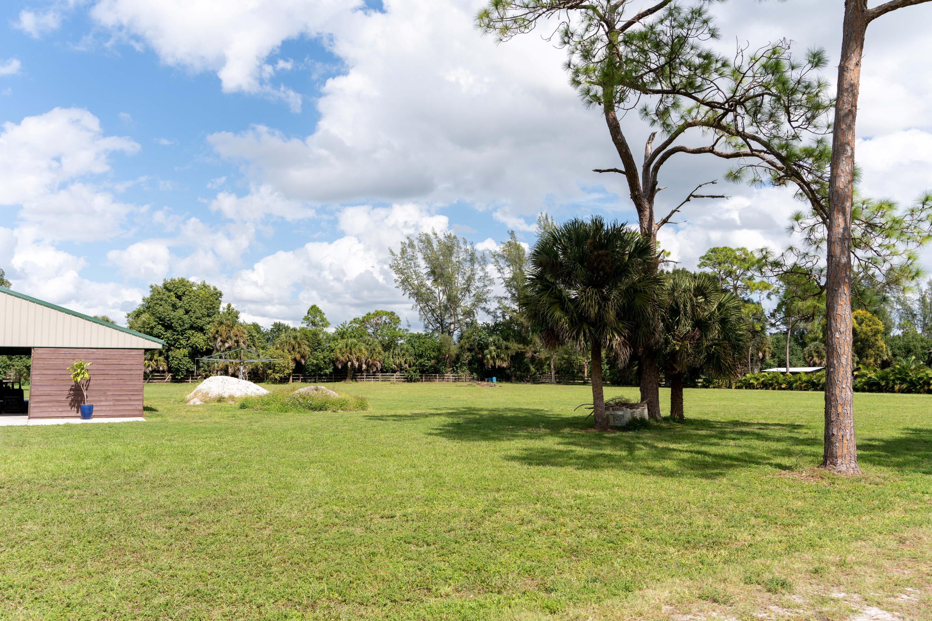 14279 43rd Road N Property Photo 13