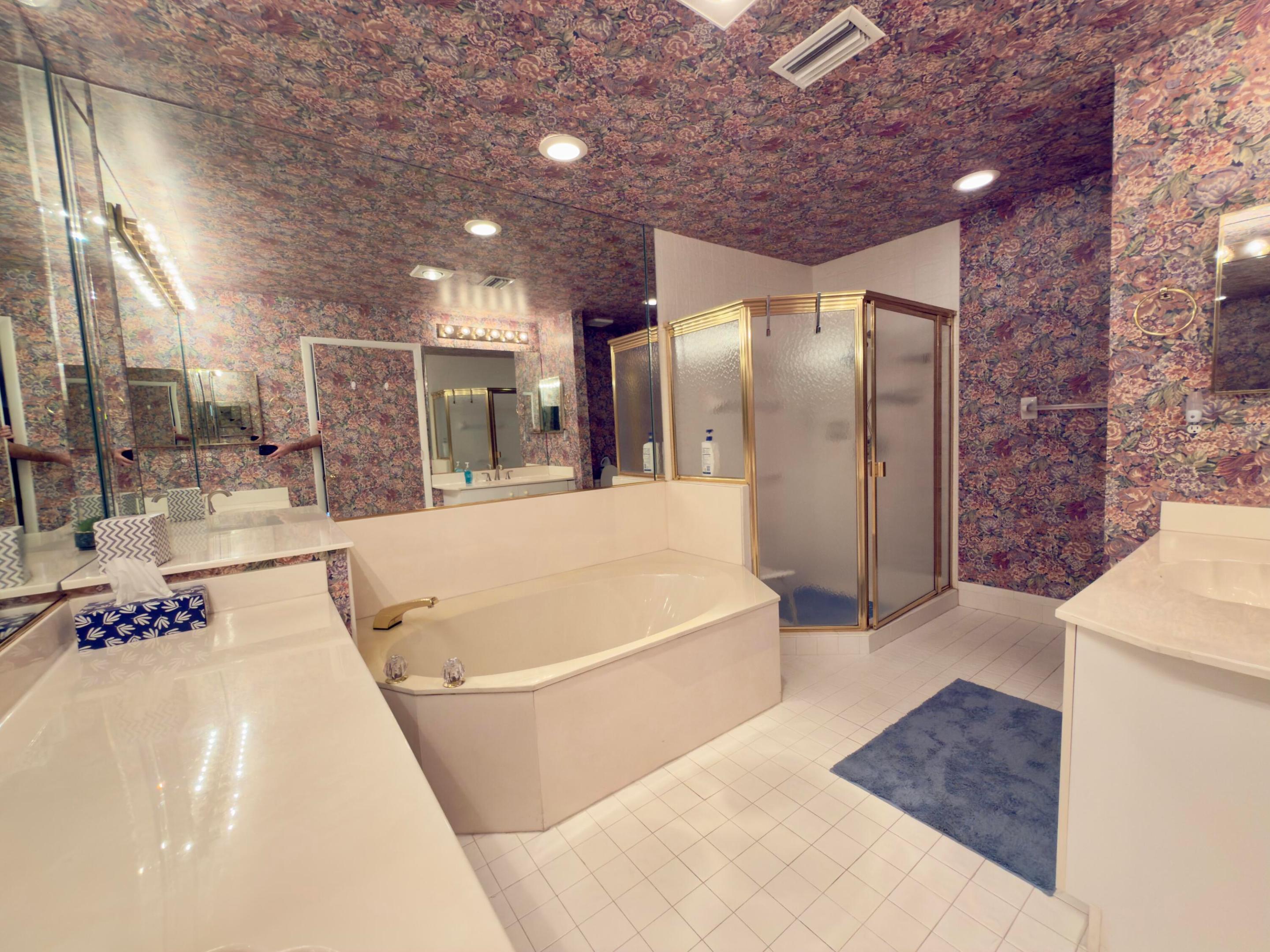 7922 Sandy Pointe Drive Property Photo 33