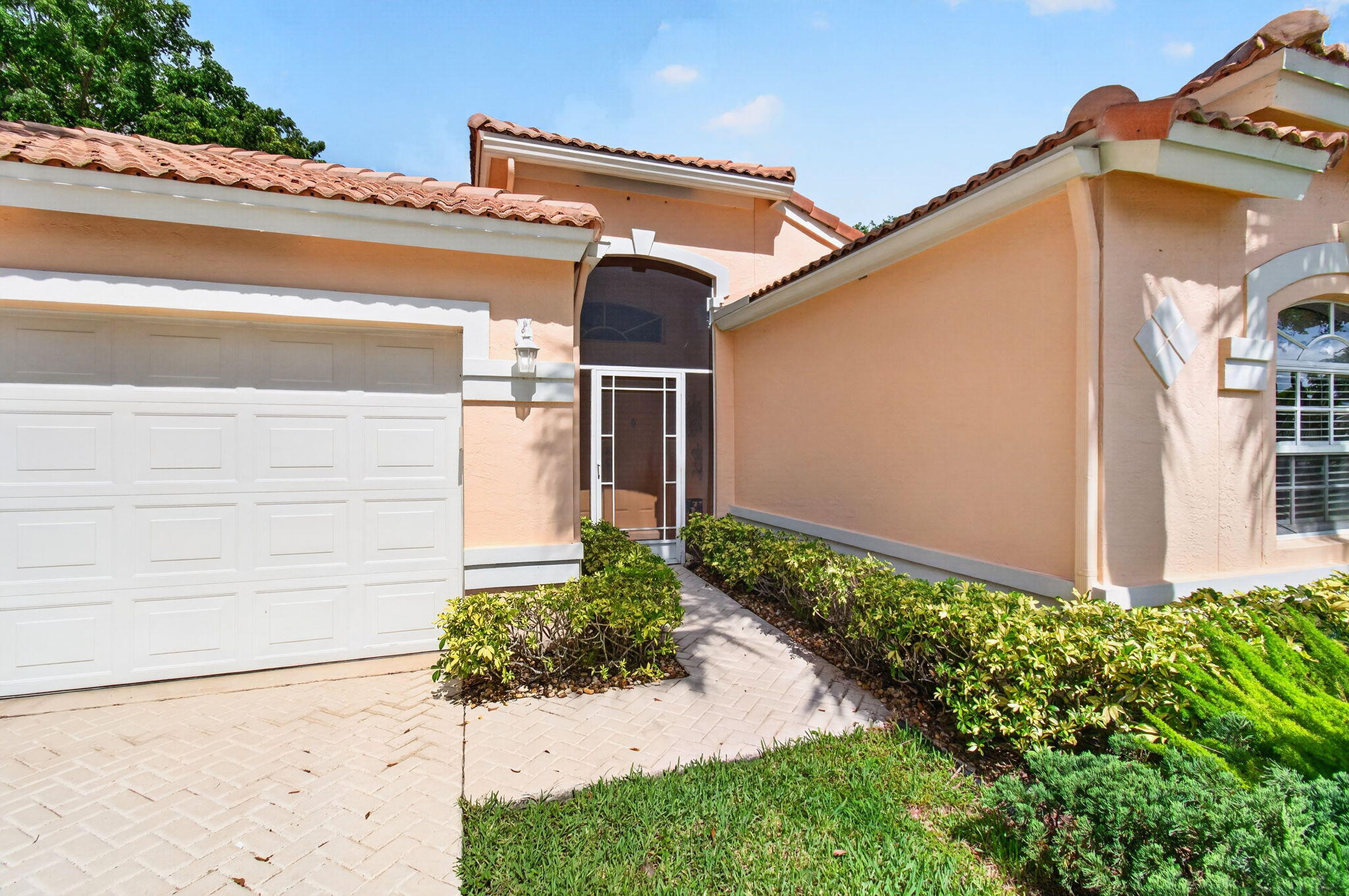 6265 Coral Reef Terrace Property Photo 4