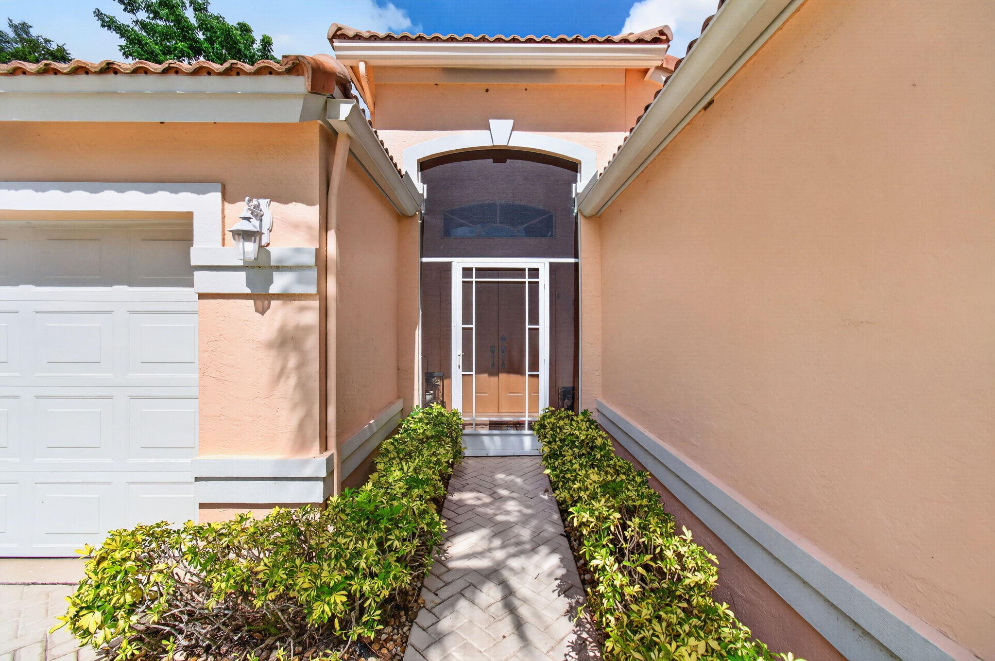 6265 Coral Reef Terrace Property Photo 5