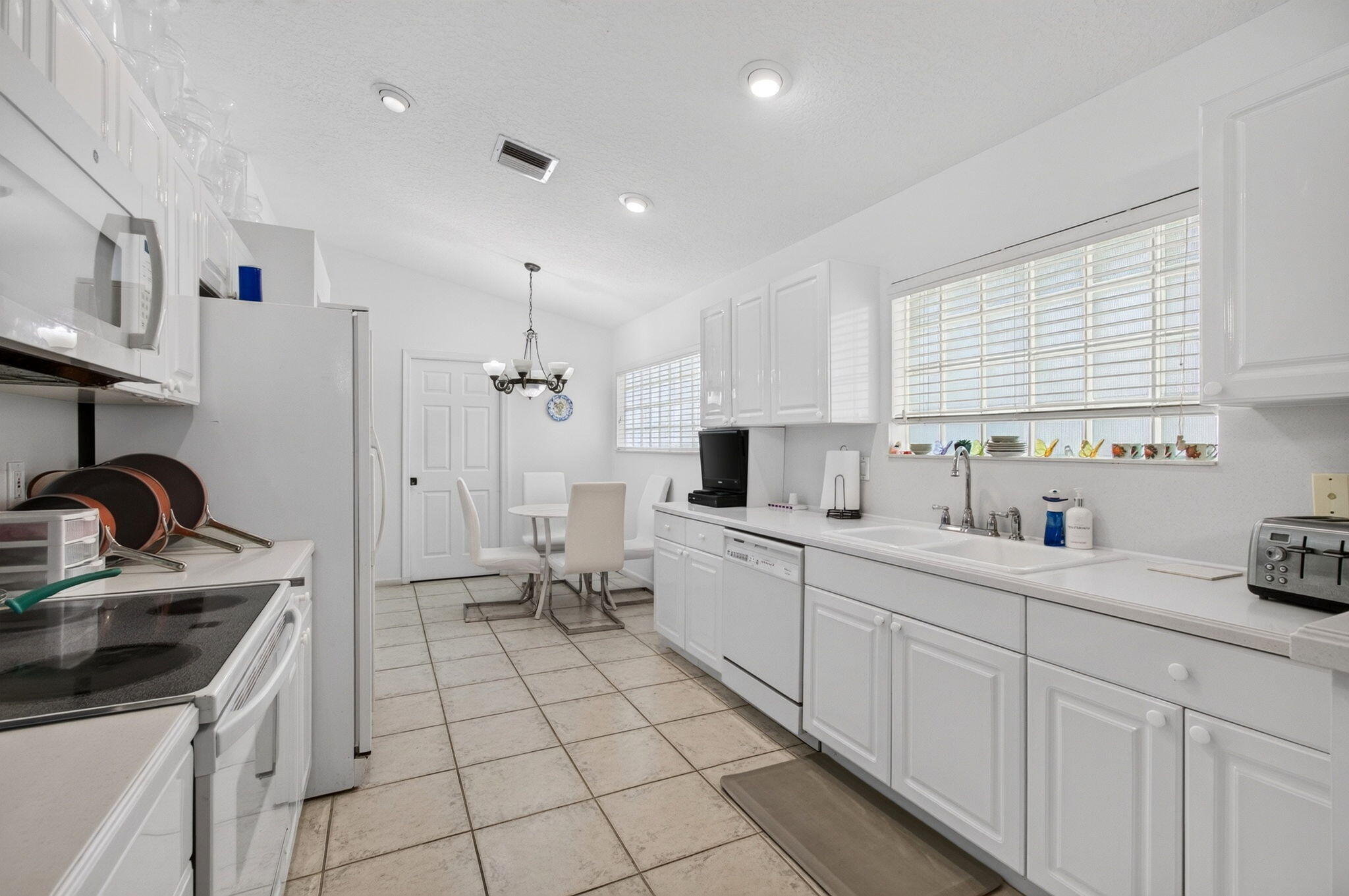 6265 Coral Reef Terrace Property Photo 25