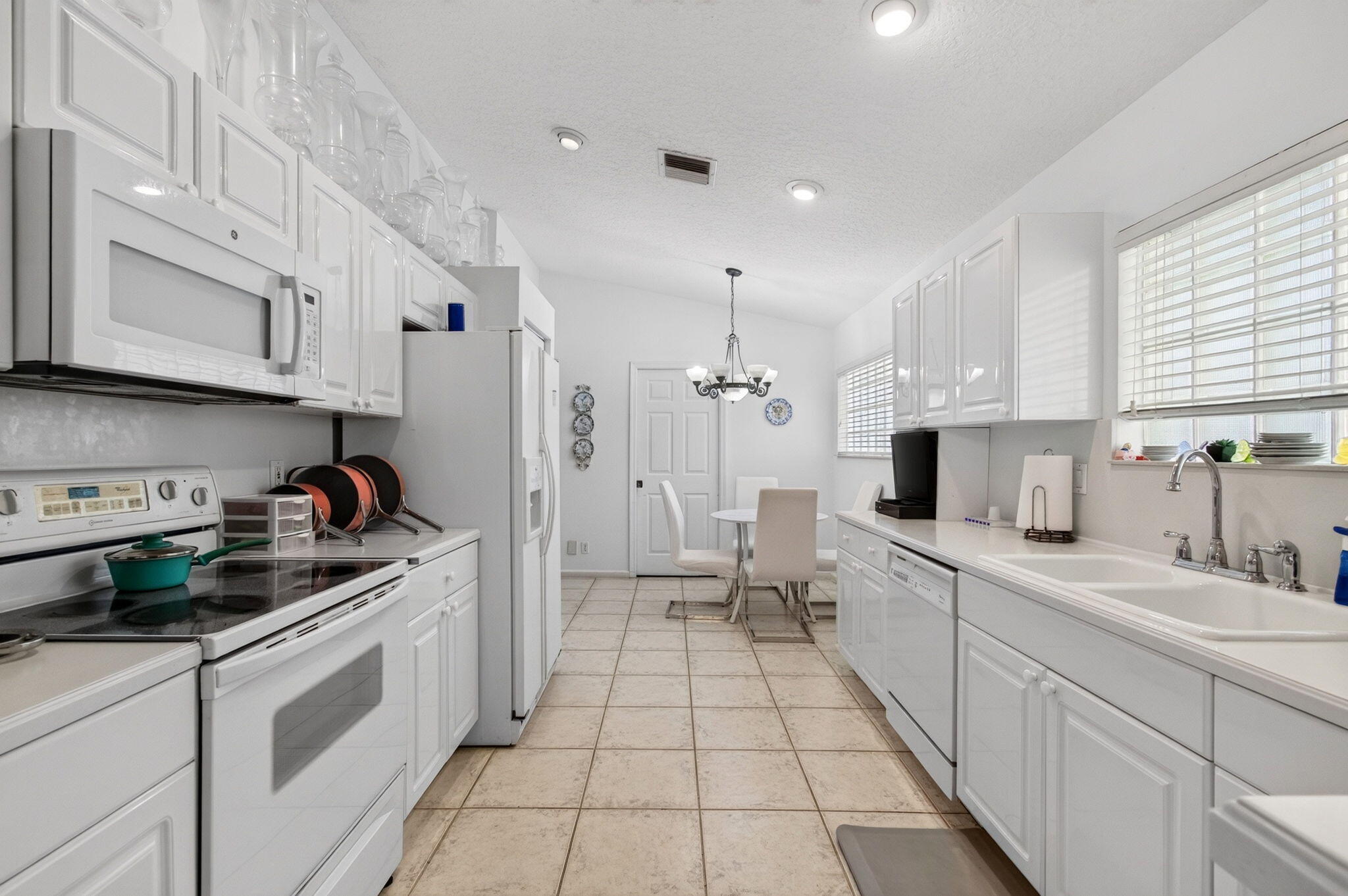 6265 Coral Reef Terrace Property Photo 26