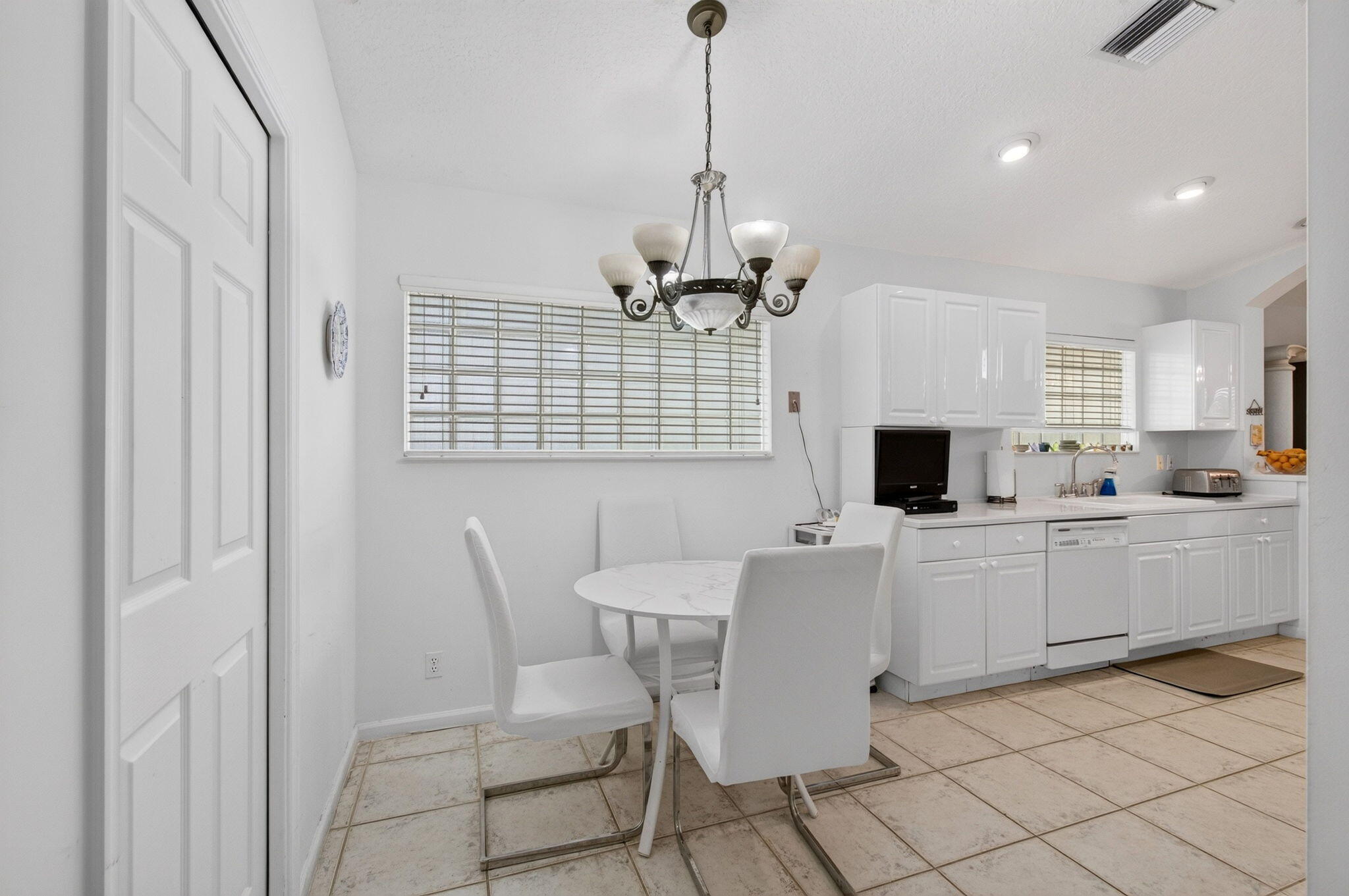 6265 Coral Reef Terrace Property Photo 28