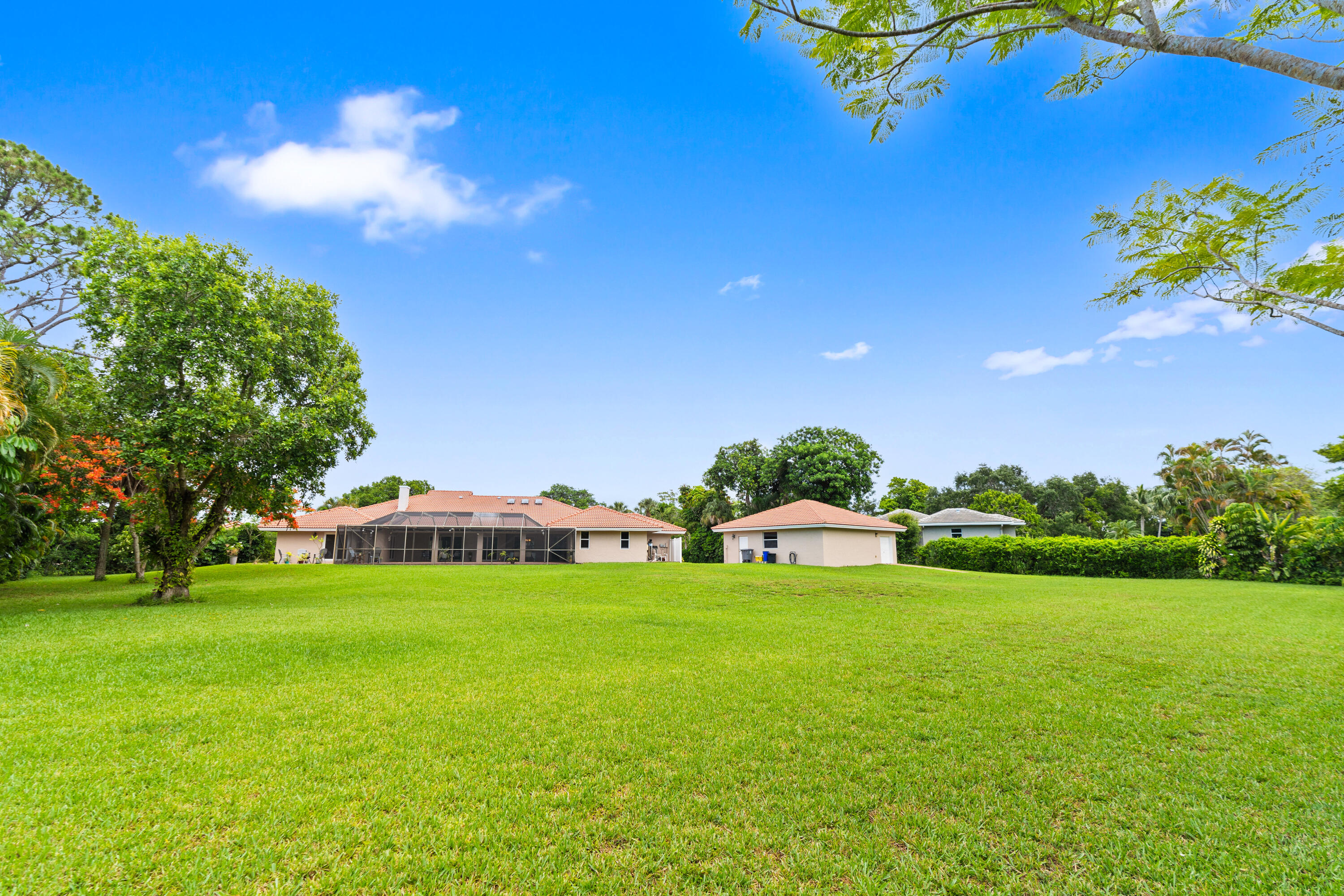 22829 Horse Shoe Way Property Photo 4