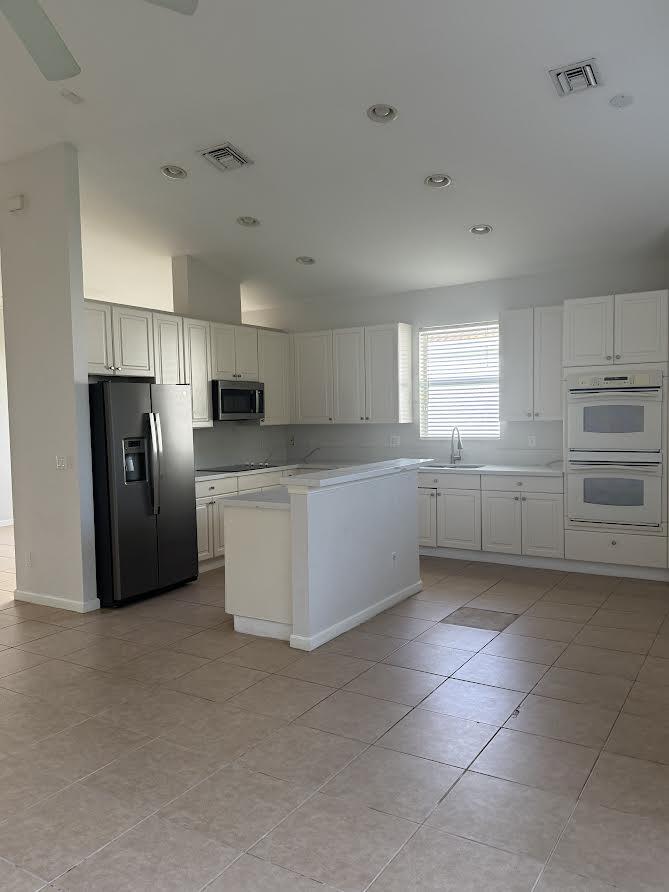 2264 Newport Isles Boulevard Property Photo 8