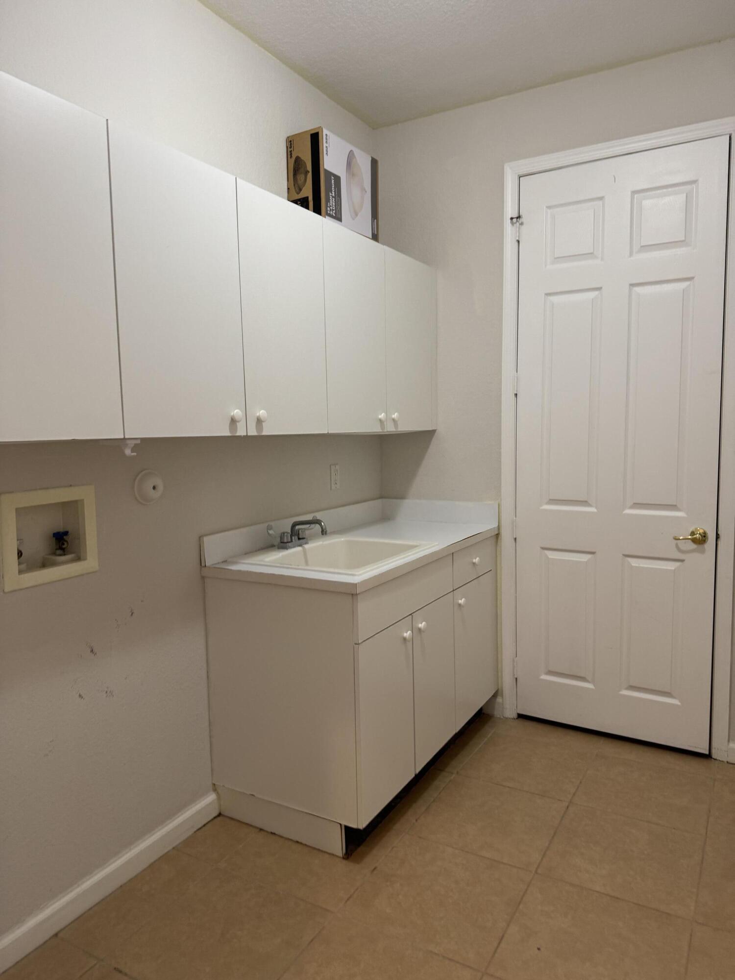 2264 Newport Isles Boulevard Property Photo 17