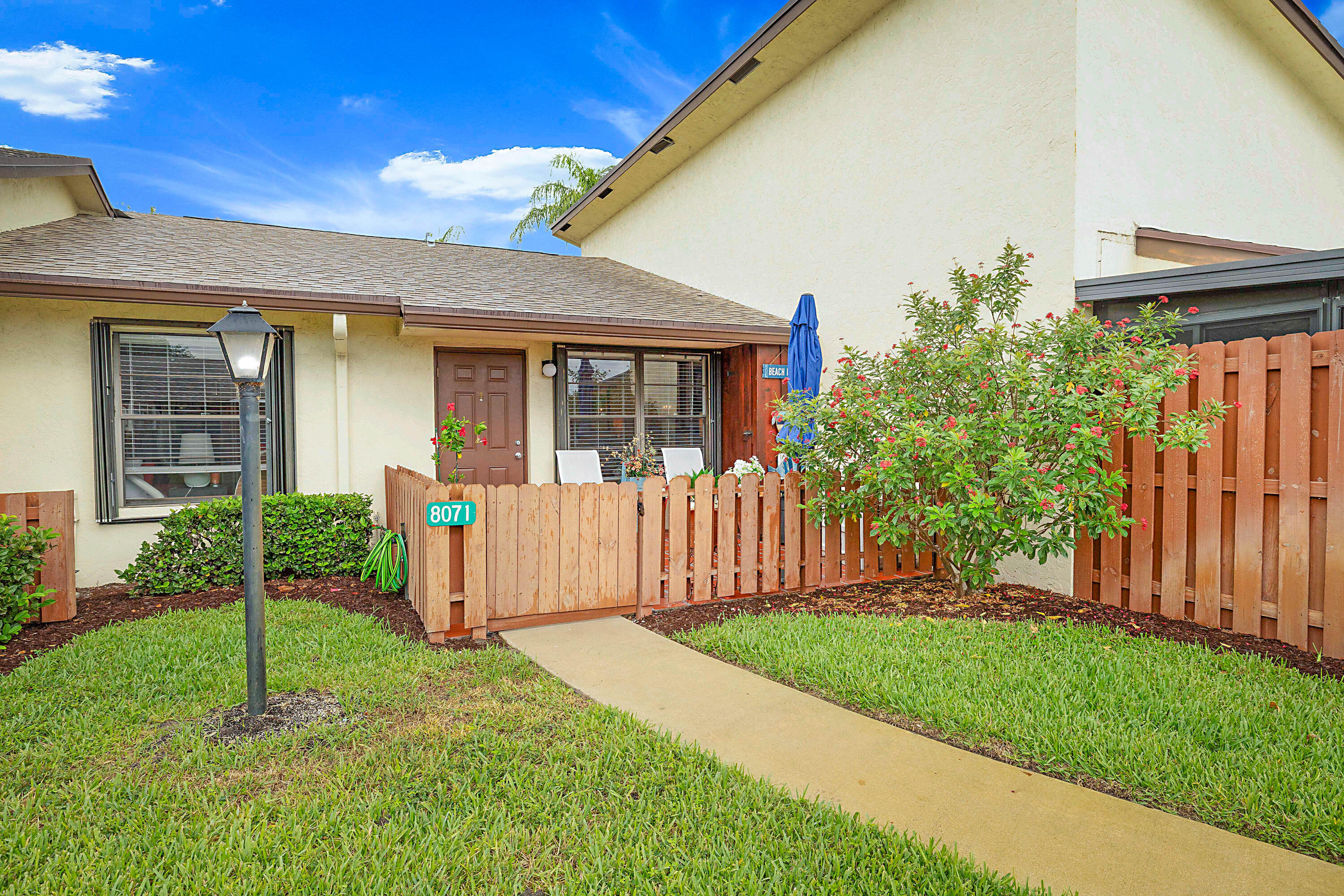8071 Se Villa Circle Property Photo 2