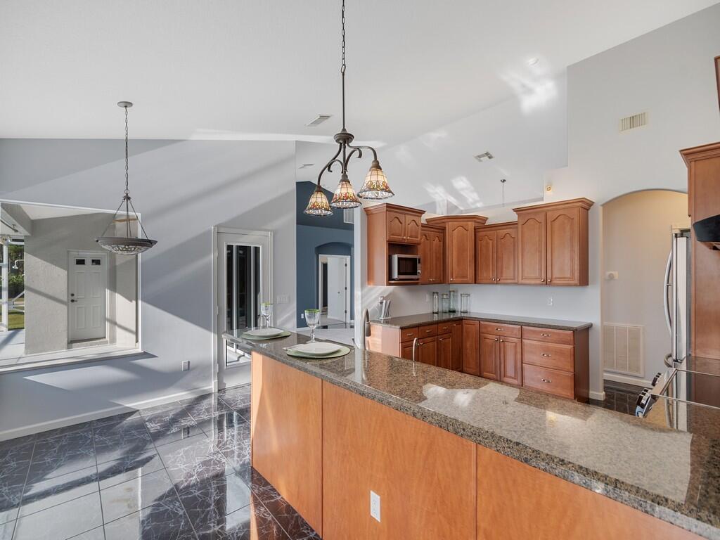 12274 Golden Eagle Street Property Photo 23