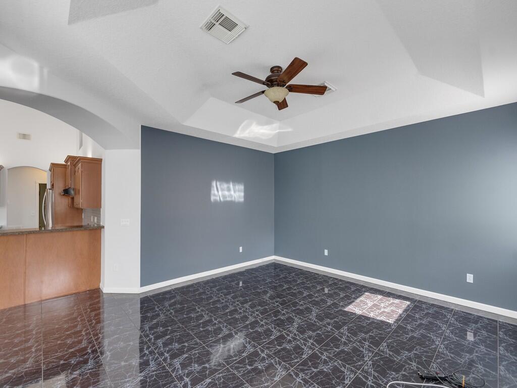 12274 Golden Eagle Street Property Photo 27
