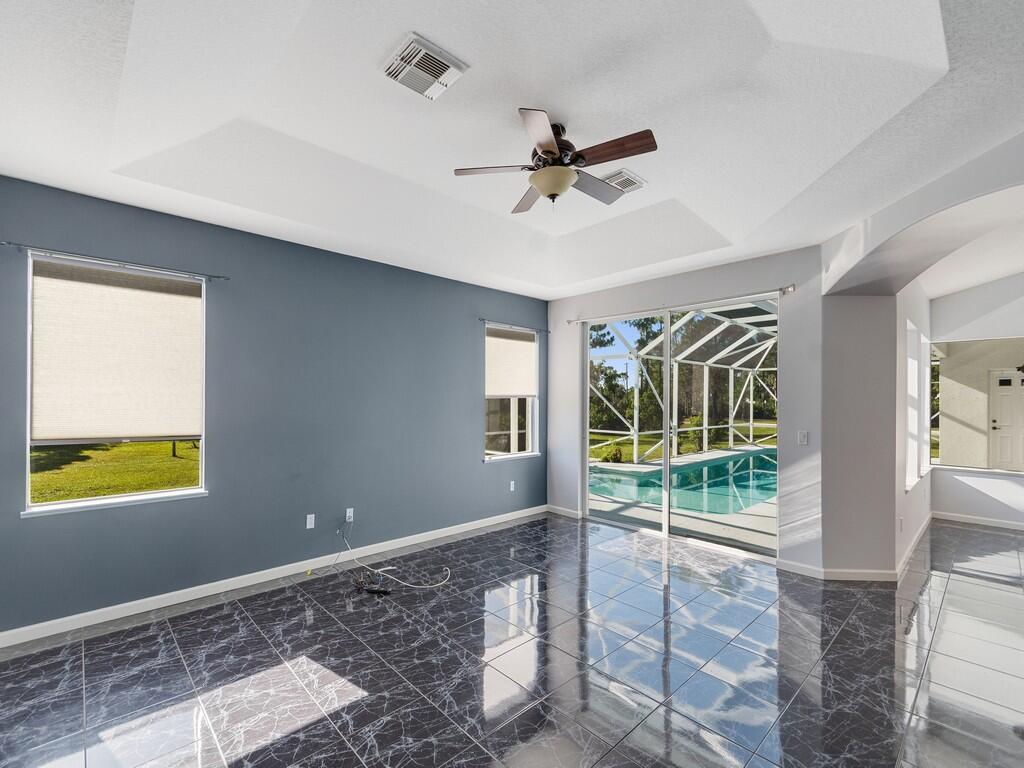 12274 Golden Eagle Street Property Photo 28