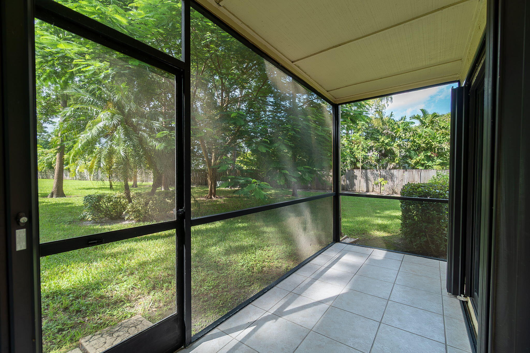 B26046946 Property Photo 25