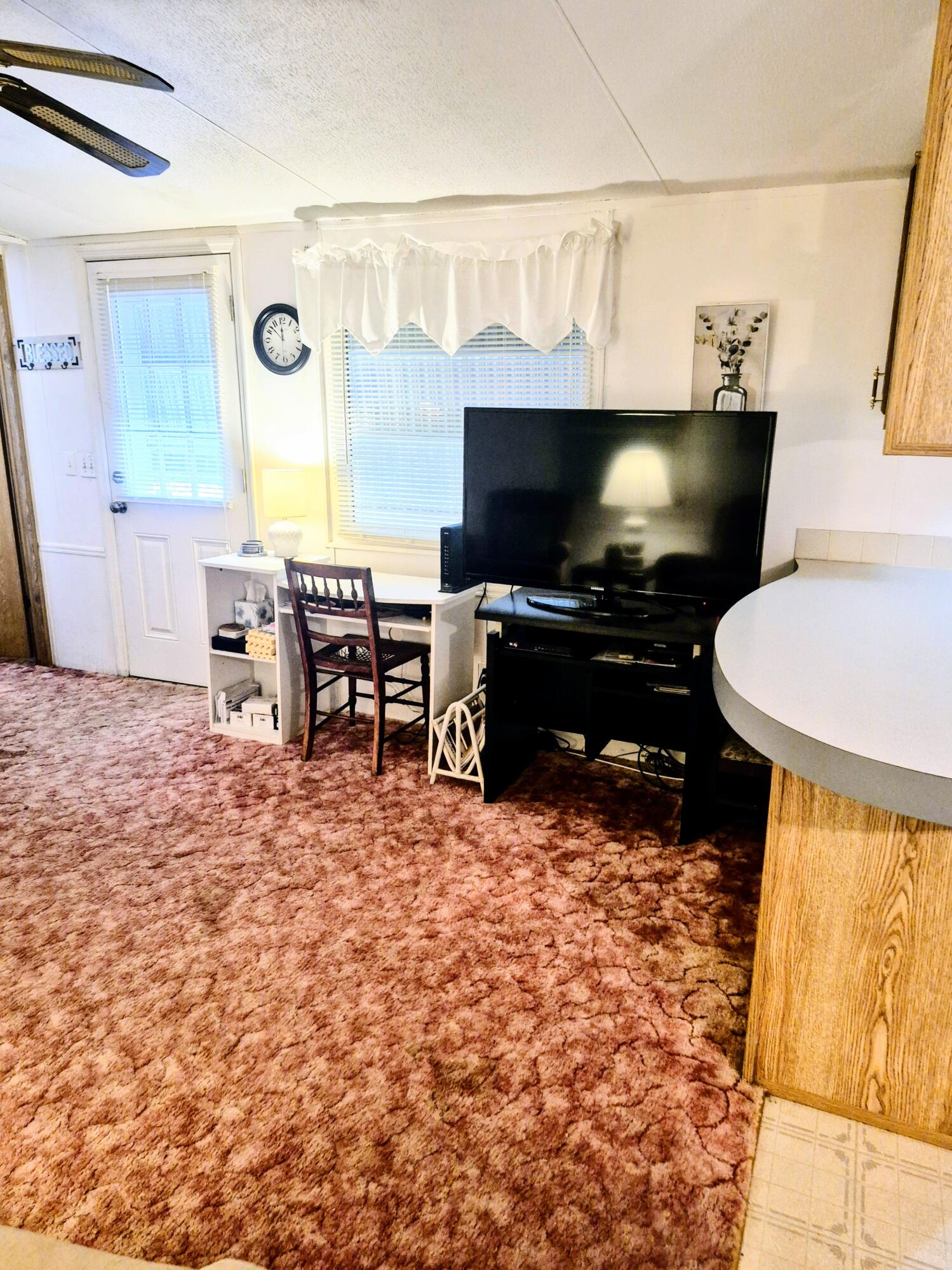 1066 Peach Lane Property Photo 7