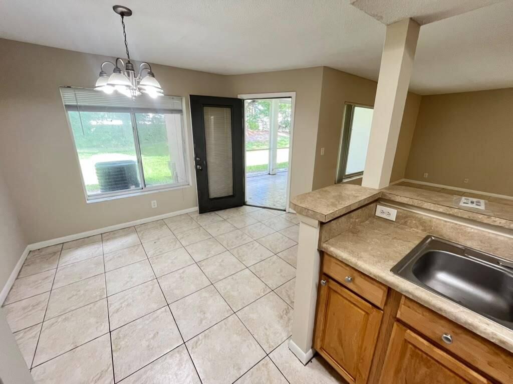 815 W Boynton Beach Boulevard 1-106 Property Photo 10