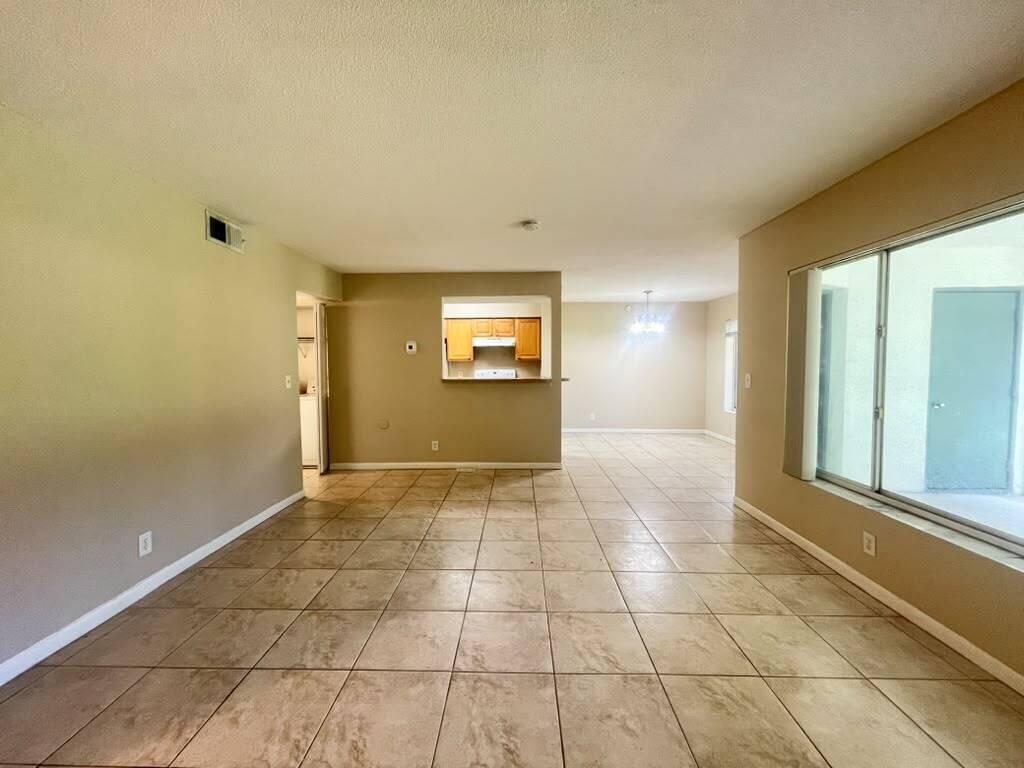 815 W Boynton Beach Boulevard 1-106 Property Photo 11