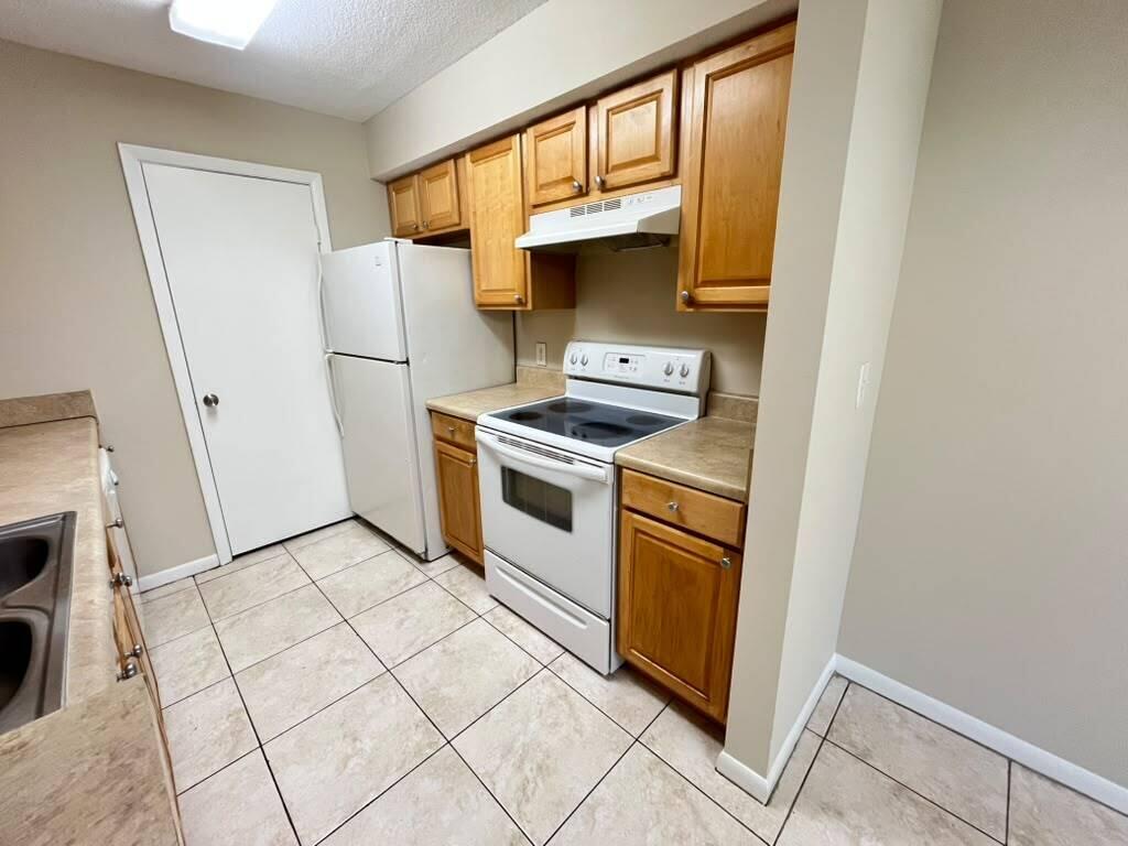 815 W Boynton Beach Boulevard 1-106 Property Photo 24