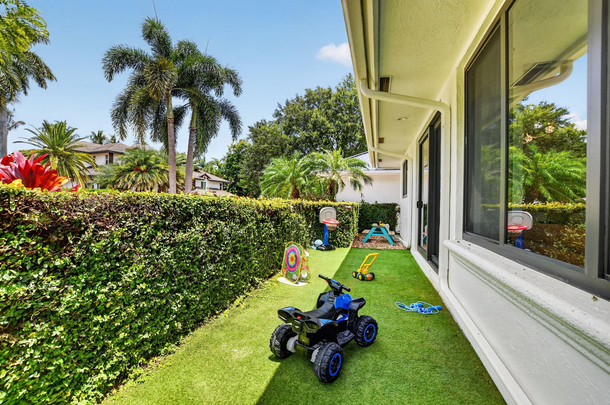 21312 Greenwood Court Property Photo 44