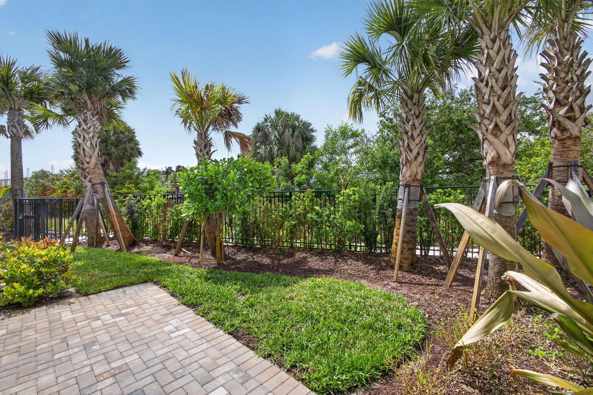 130 Water Pointe Place 7 Property Photo 27