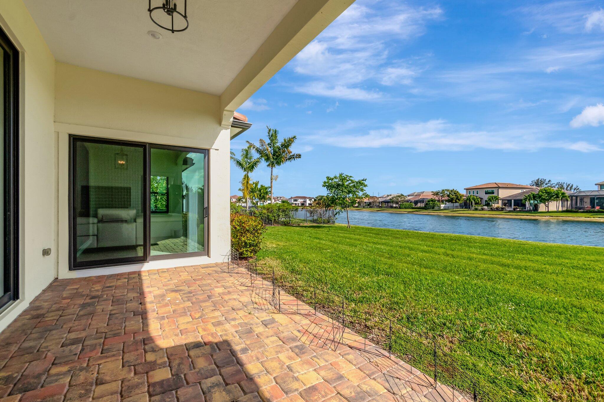 8212 Grand Prix Lane Property Photo 14