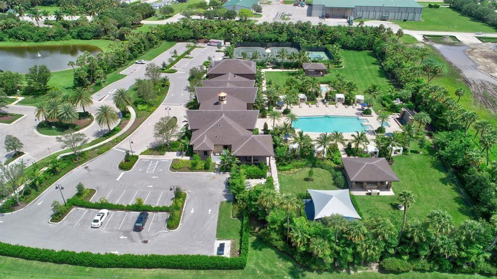 8212 Grand Prix Lane Property Photo 21