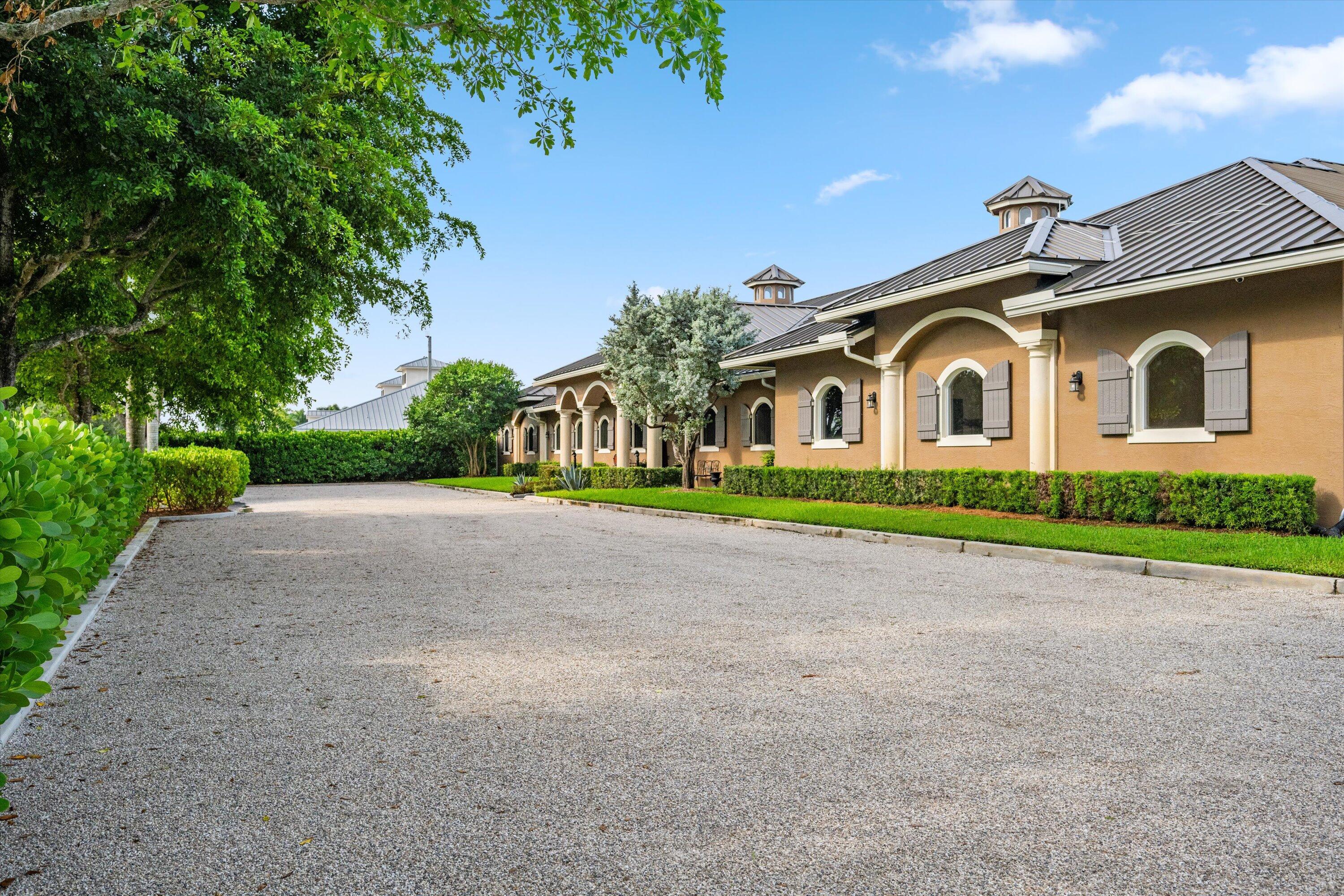 3509 Grand Prix Farms Drive Property Photo 4
