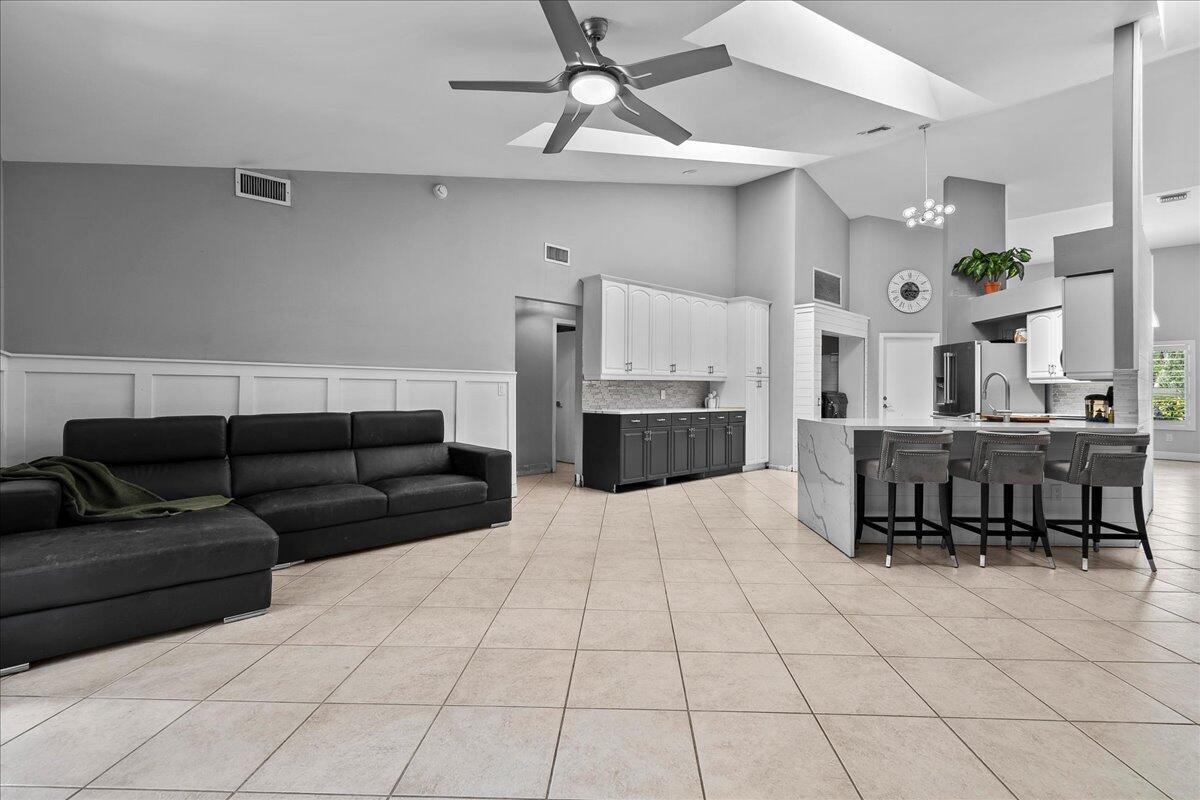 1560 Yachtman Place Property Photo 13