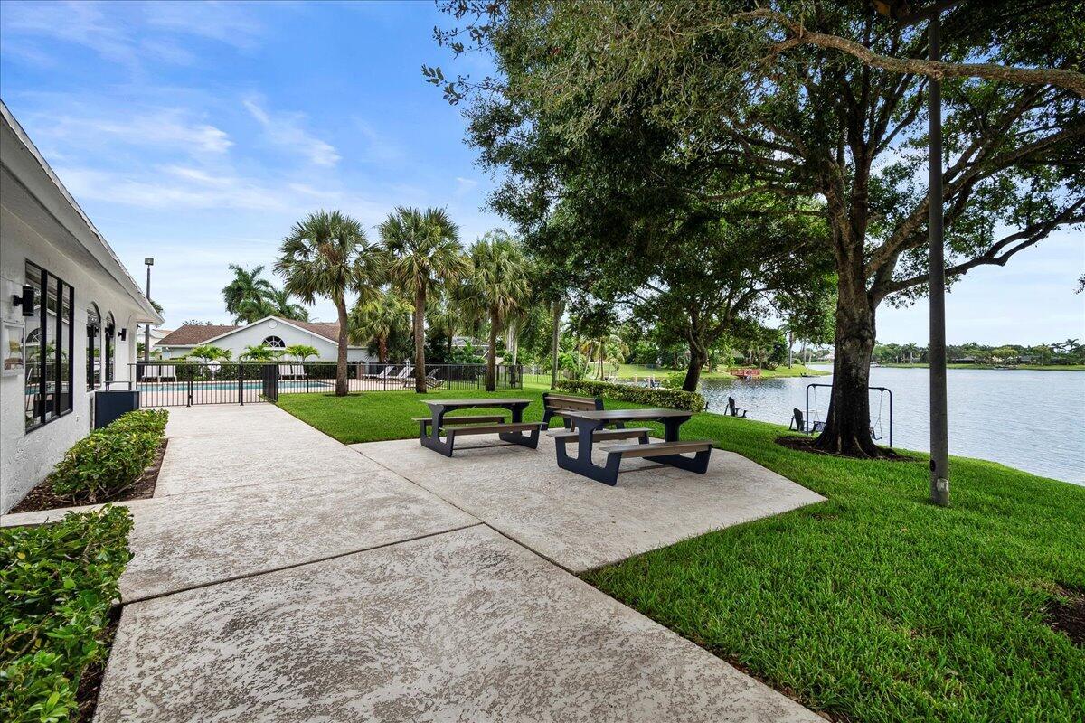 1560 Yachtman Place Property Photo 29
