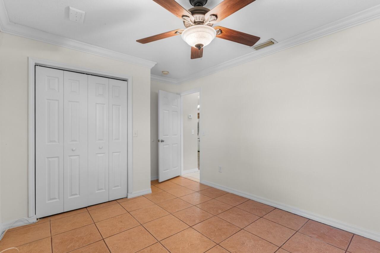 1636 Ne Darlich Avenue Property Photo 29