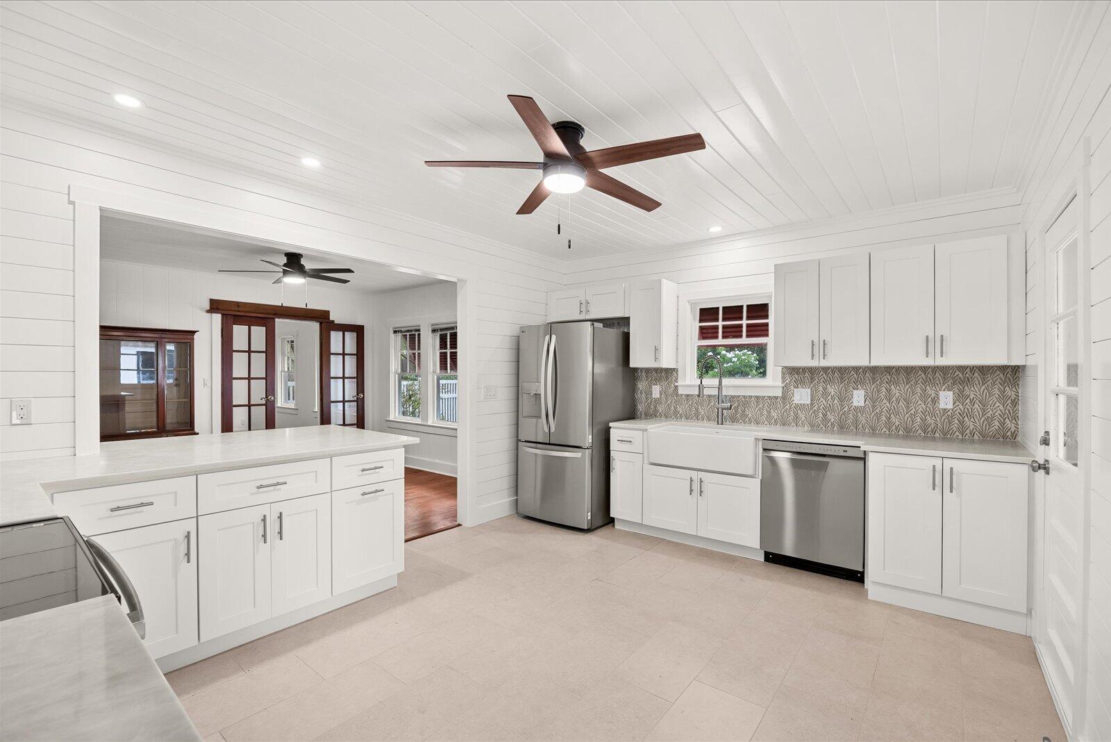 705 Se Stypmann Boulevard Property Photo 6