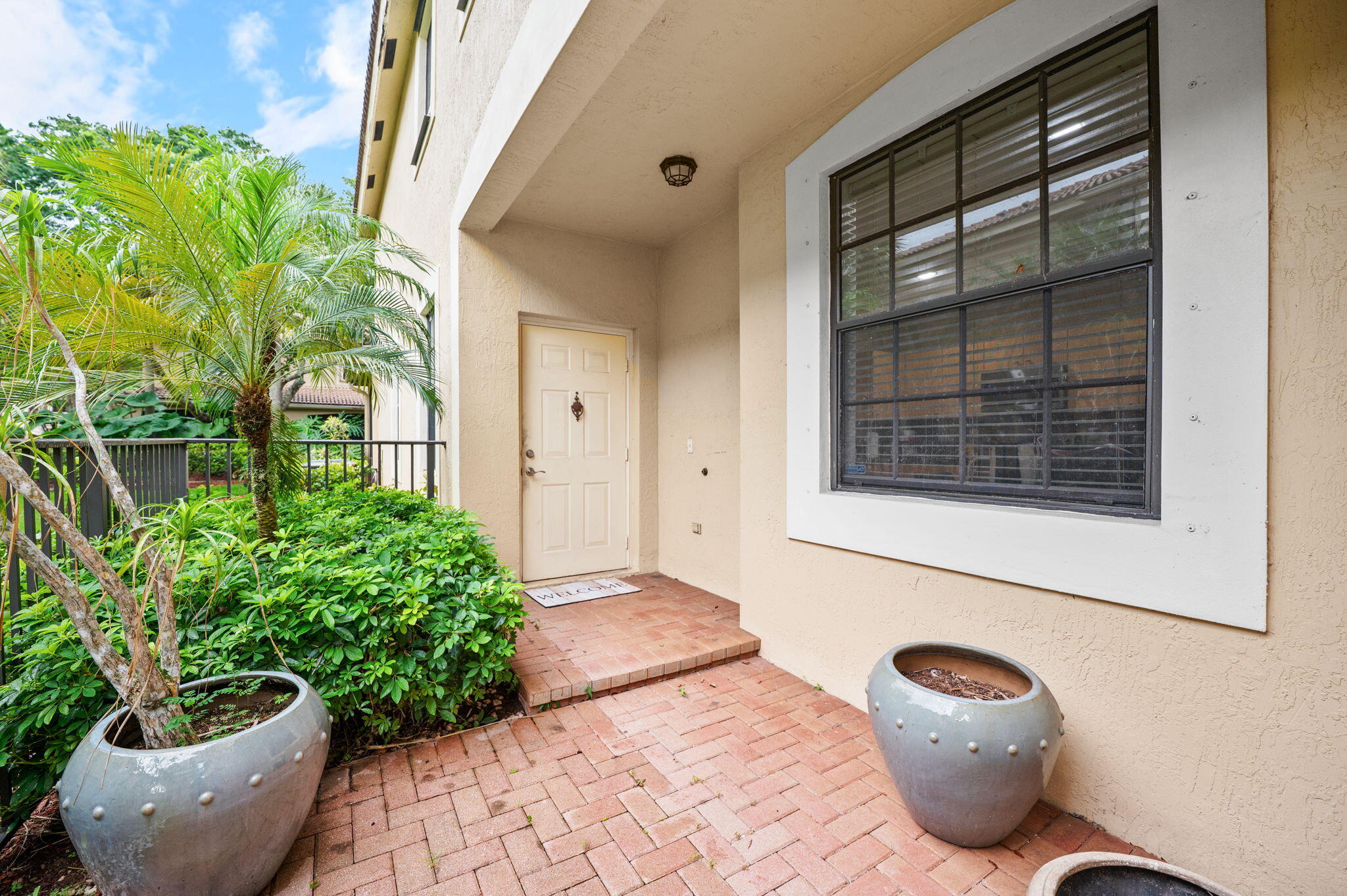 4212 Vineyard Circle Property Photo 4