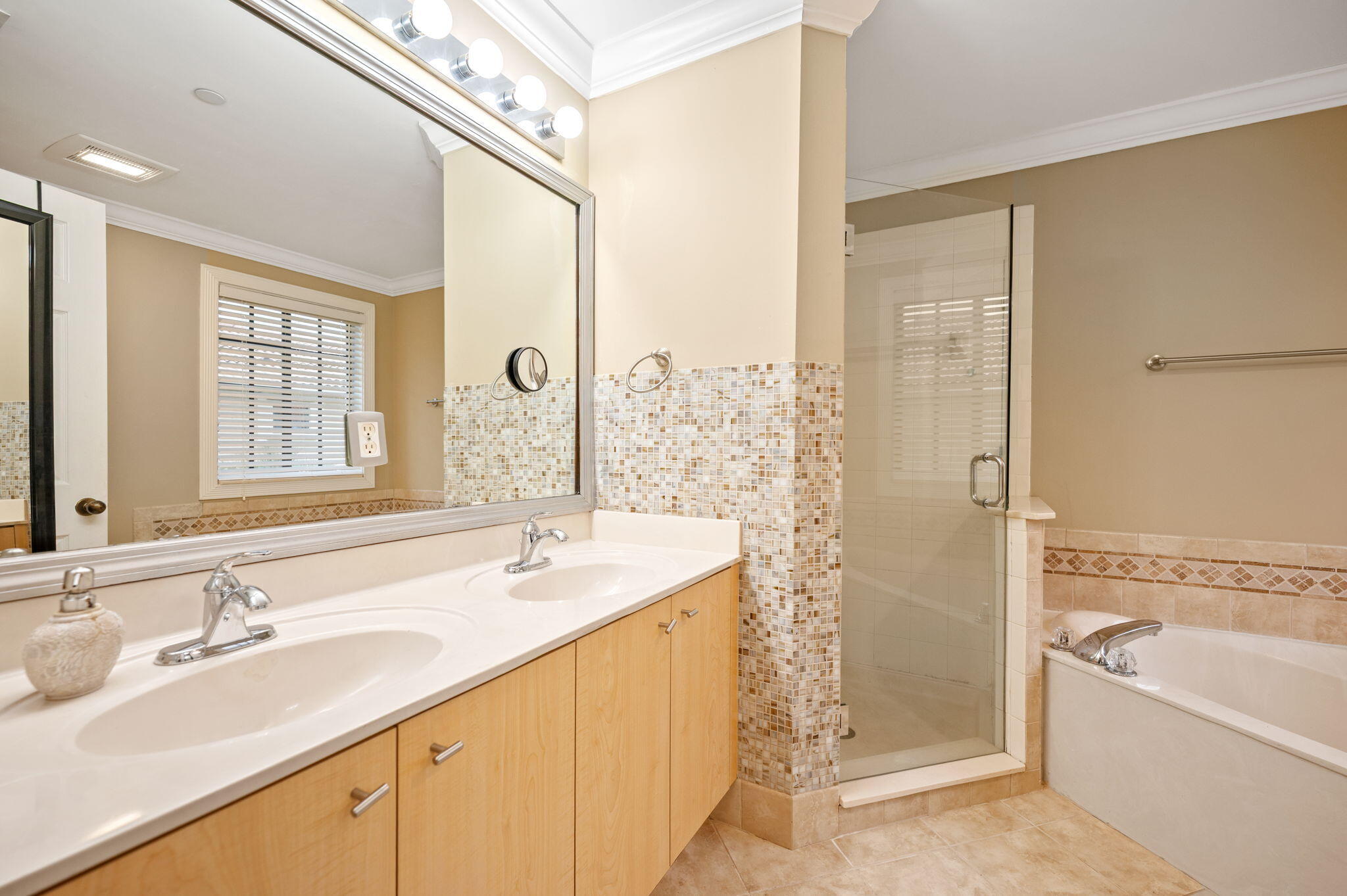 4212 Vineyard Circle Property Photo 15