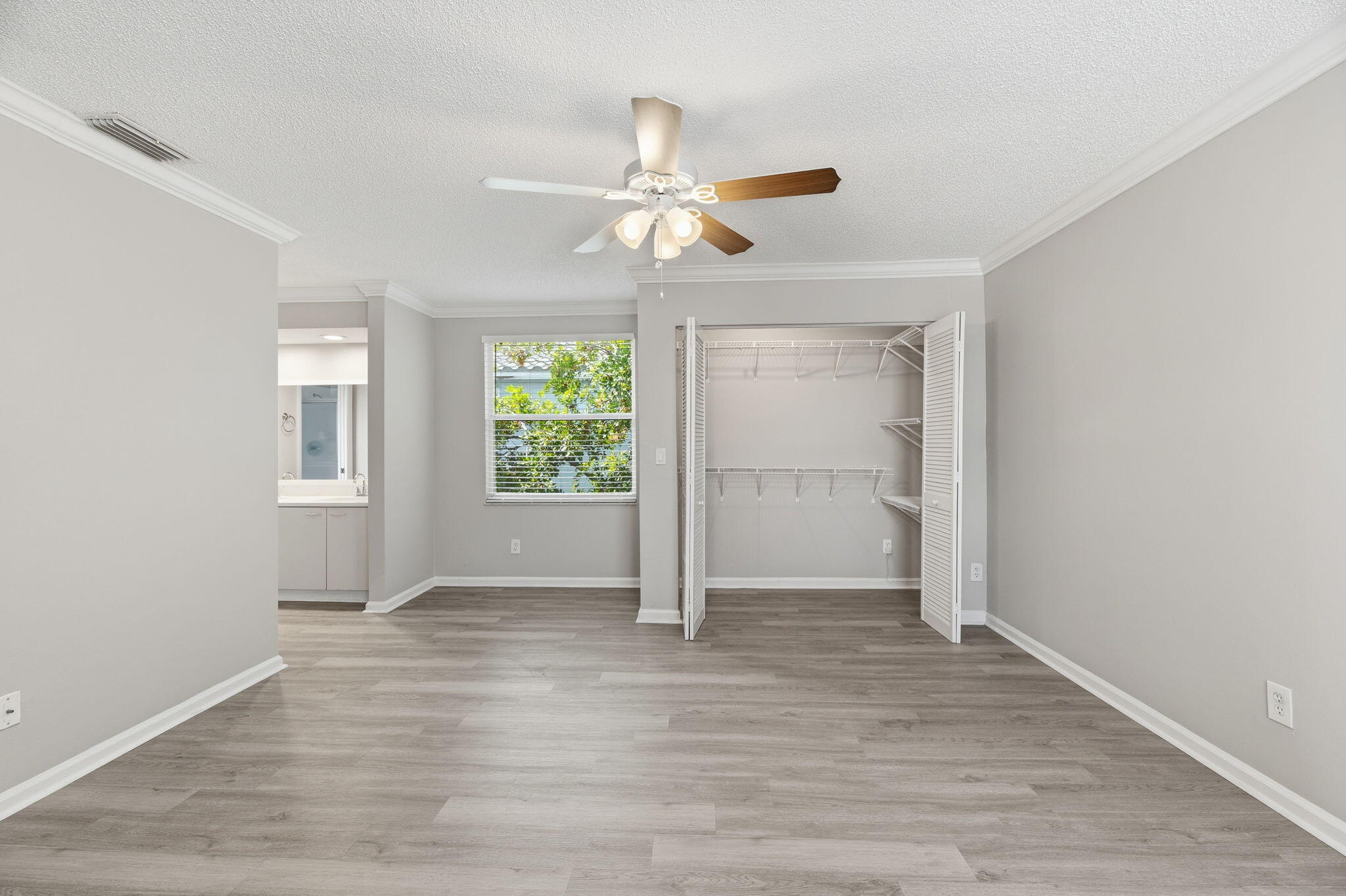 5477 Nw 44th Way Property Photo 19