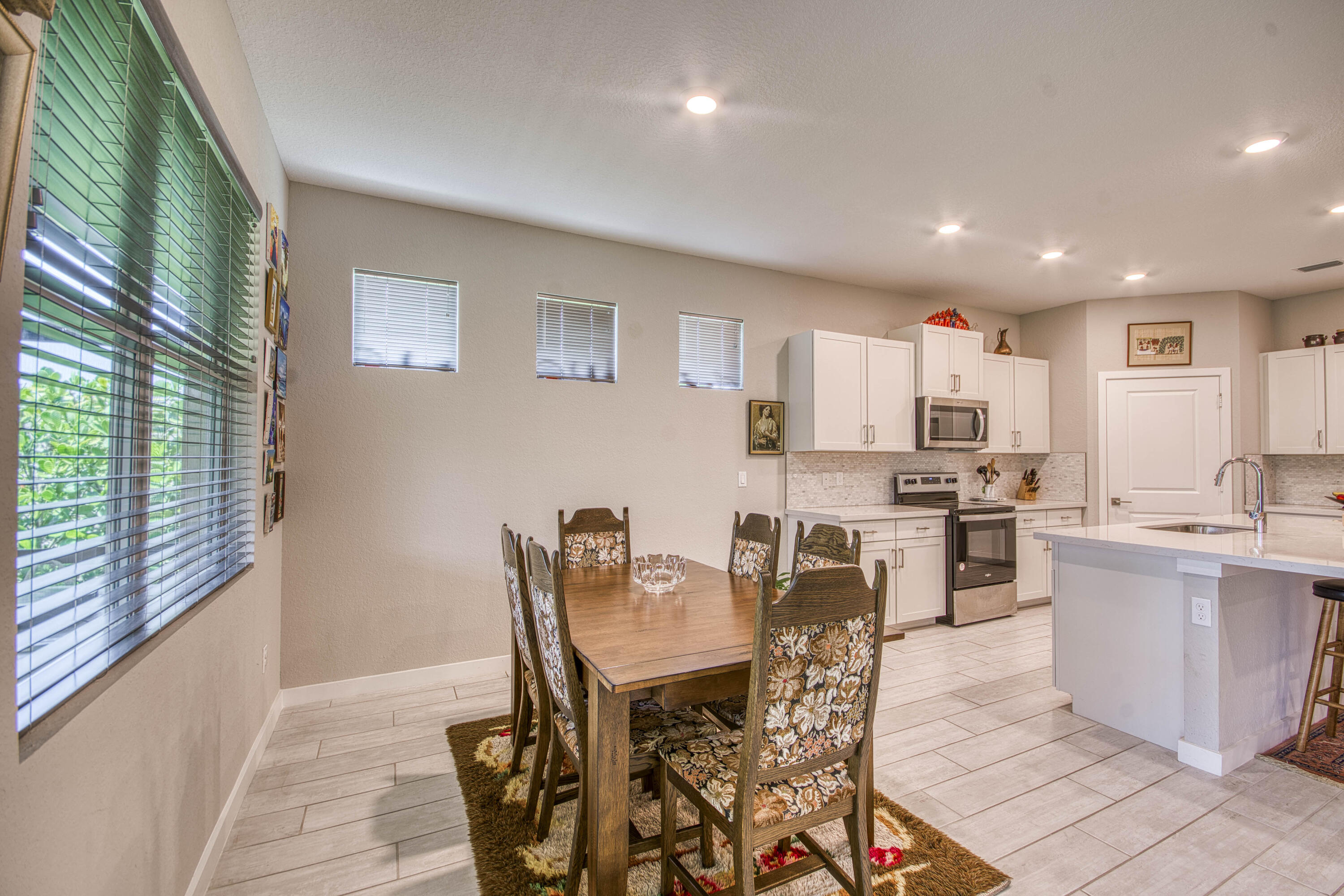 4720 Nw Exchange Avenue Property Photo 11