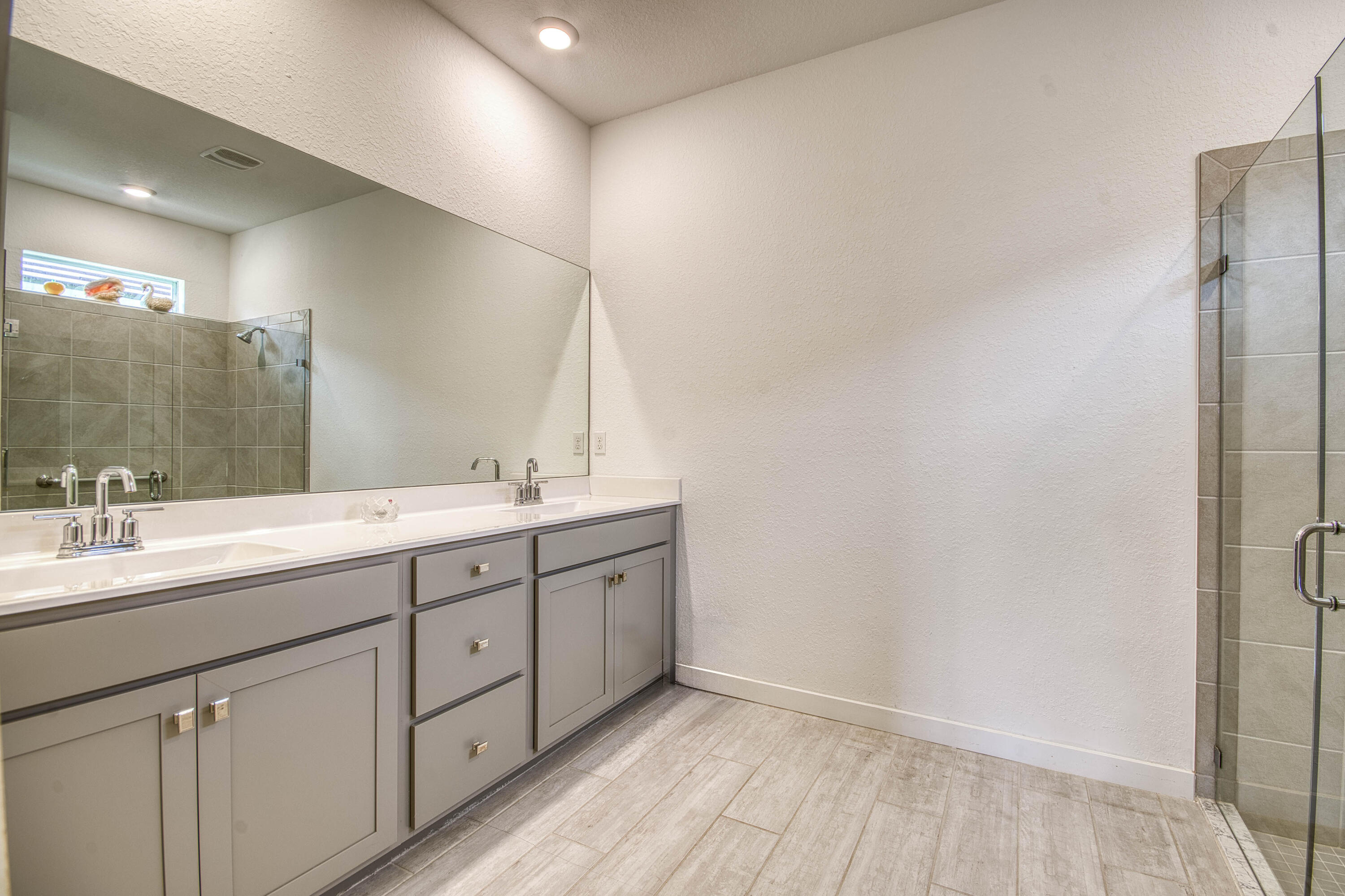4720 Nw Exchange Avenue Property Photo 17