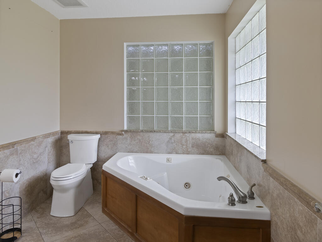 13676 N 85th Road N Property Photo 20