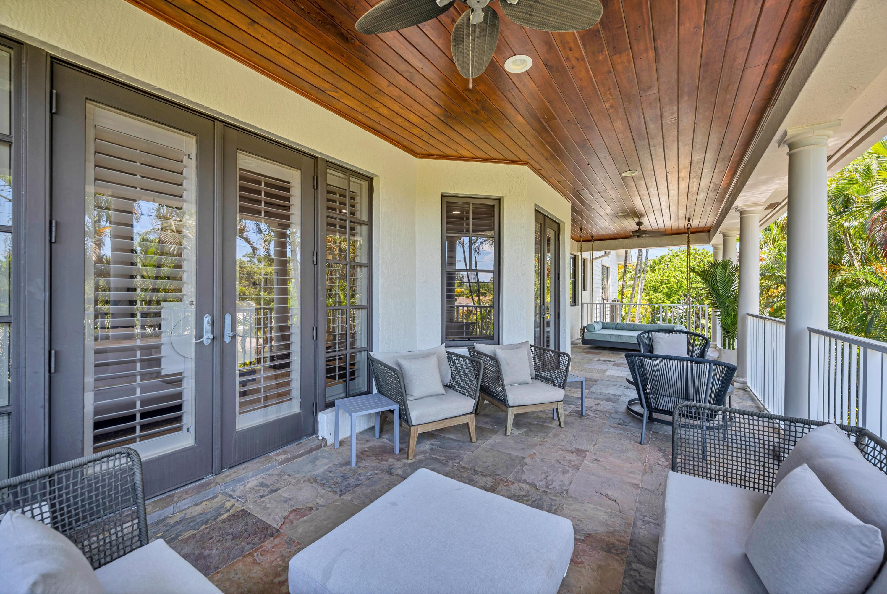 1958 Harbourview Drive Property Photo 44