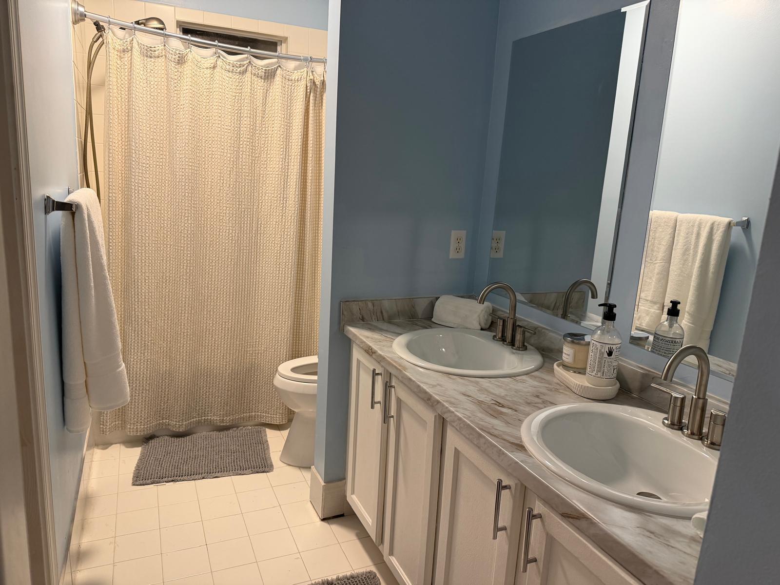 13428 Georgian Court Property Photo 21