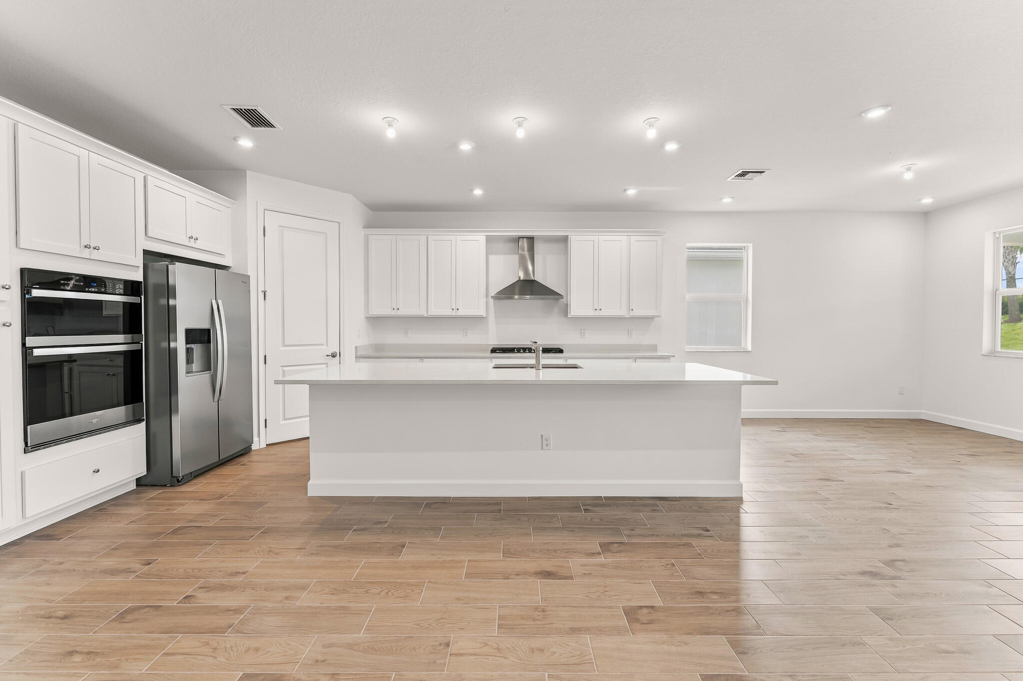 11984 Sw Pantone Street Property Photo 2