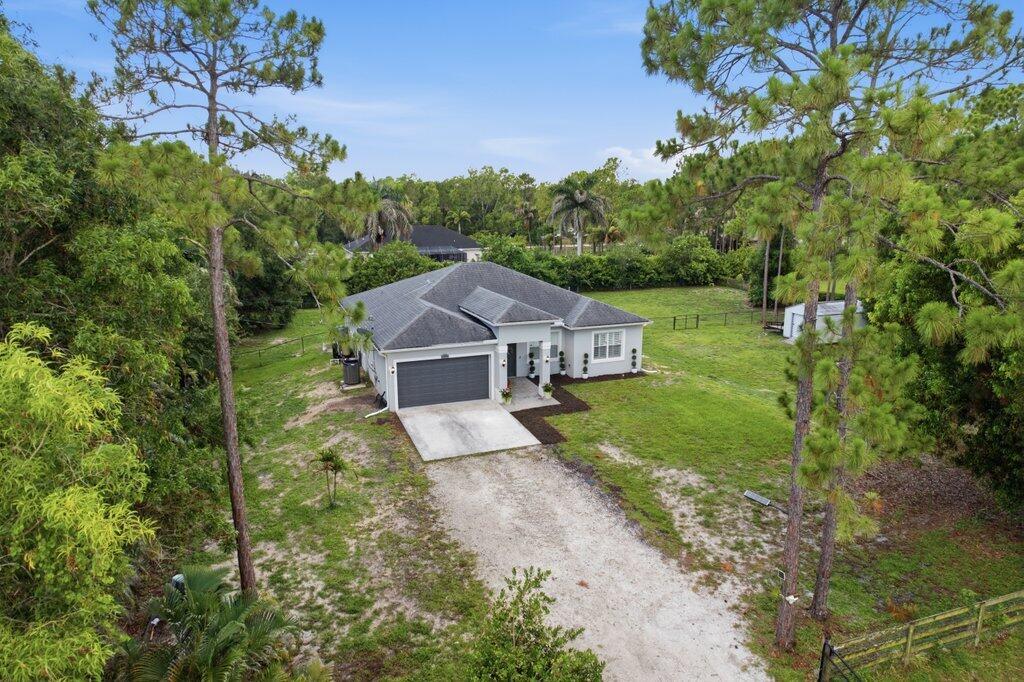 18310 42nd Road N Property Photo 2