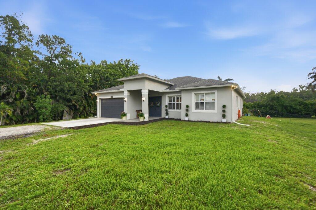 18310 42nd Road N Property Photo 3