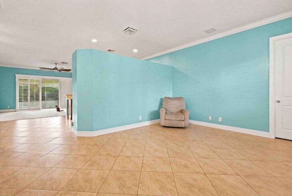 18310 42nd Road N Property Photo 6