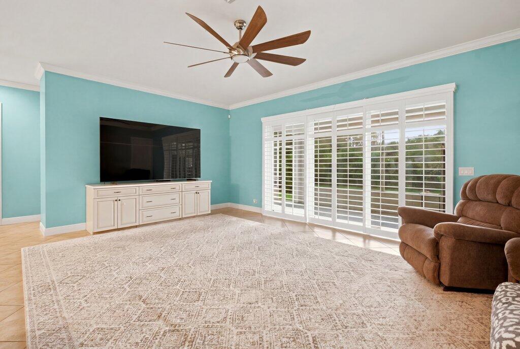 18310 42nd Road N Property Photo 16