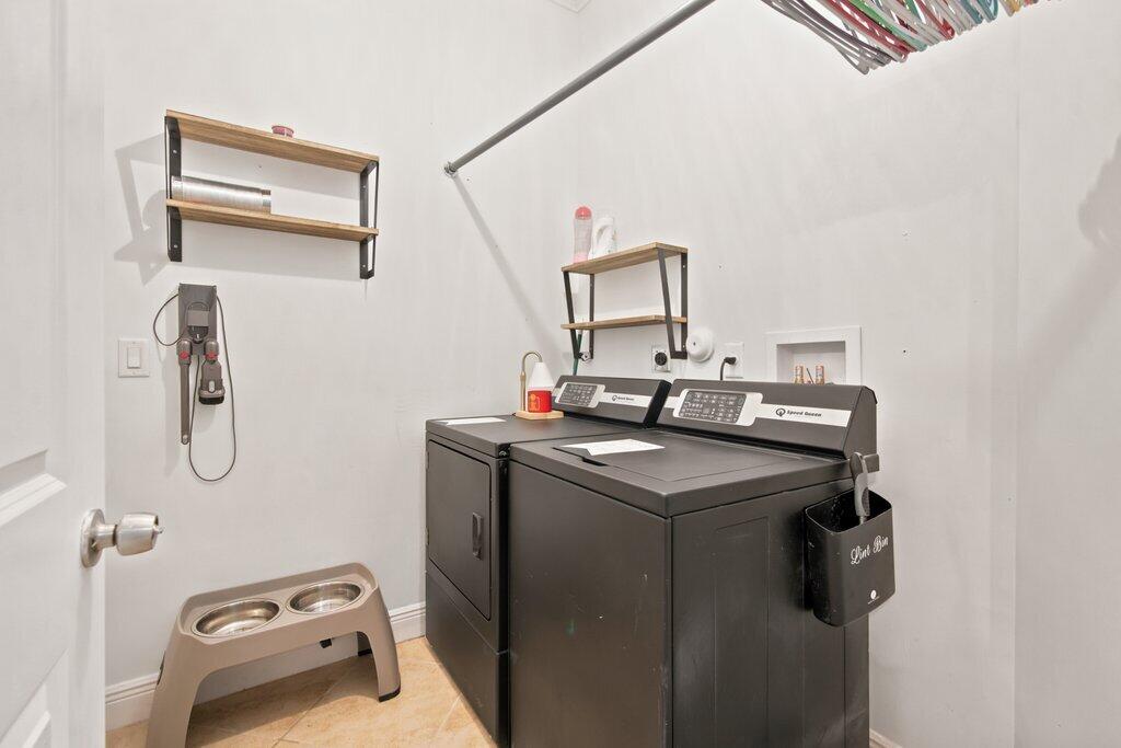18310 42nd Road N Property Photo 26