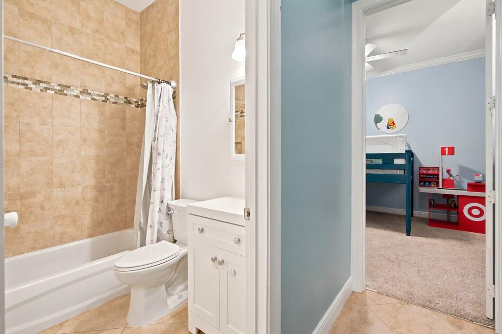 18310 42nd Road N Property Photo 29