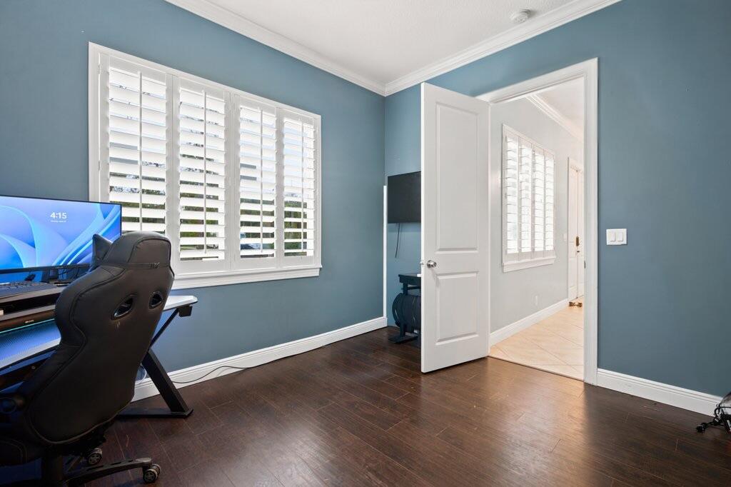 18310 42nd Road N Property Photo 35