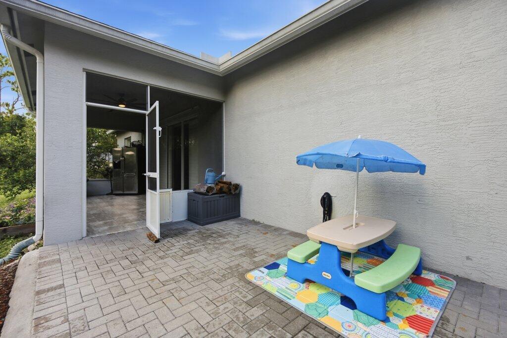 18310 42nd Road N Property Photo 38