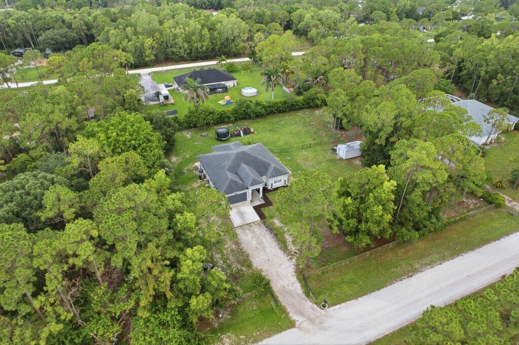 18310 42nd Road N Property Photo 42